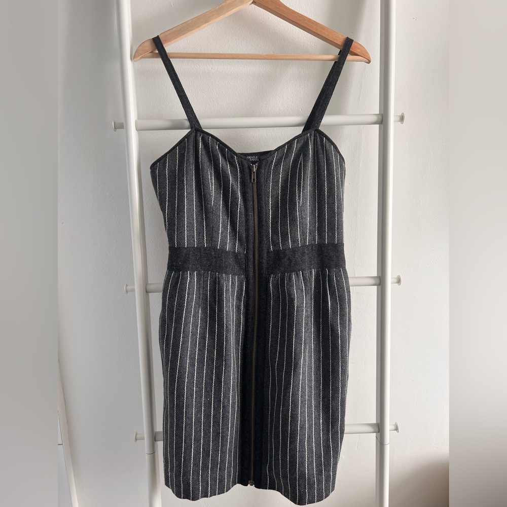 Wool, zippered Gentle Fawn Dress